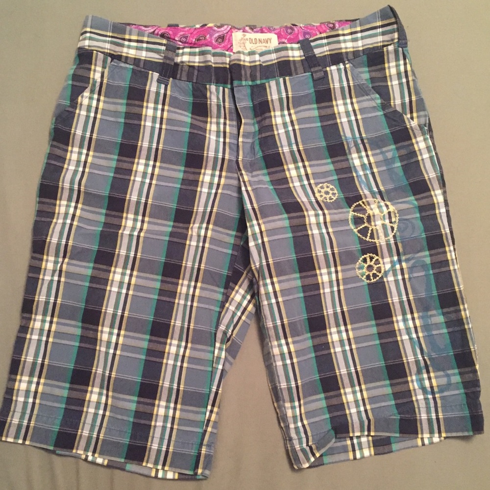 Old Navy Women's Plaid Shorts with Embroidery